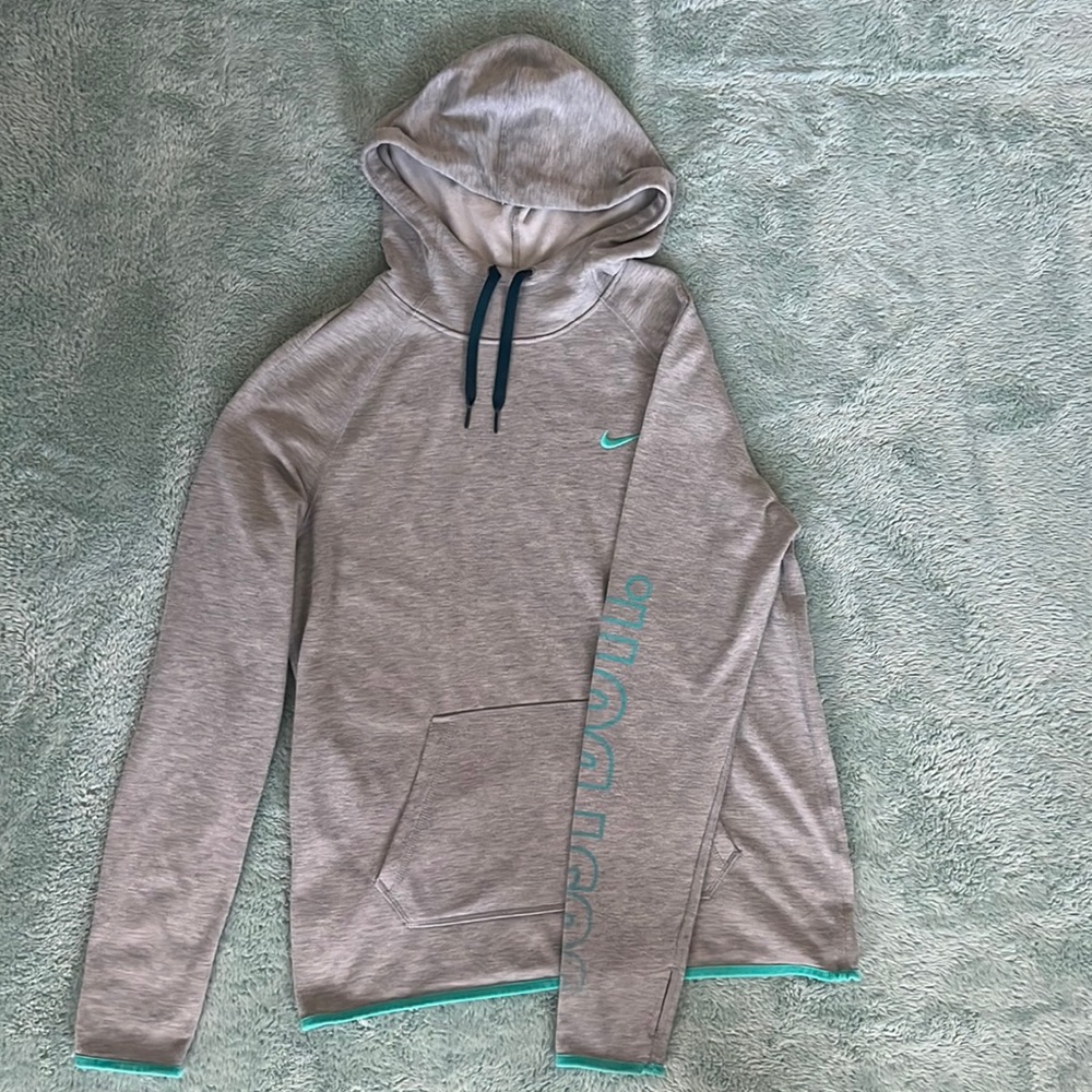 Nike dry fit sweatshirt- medium